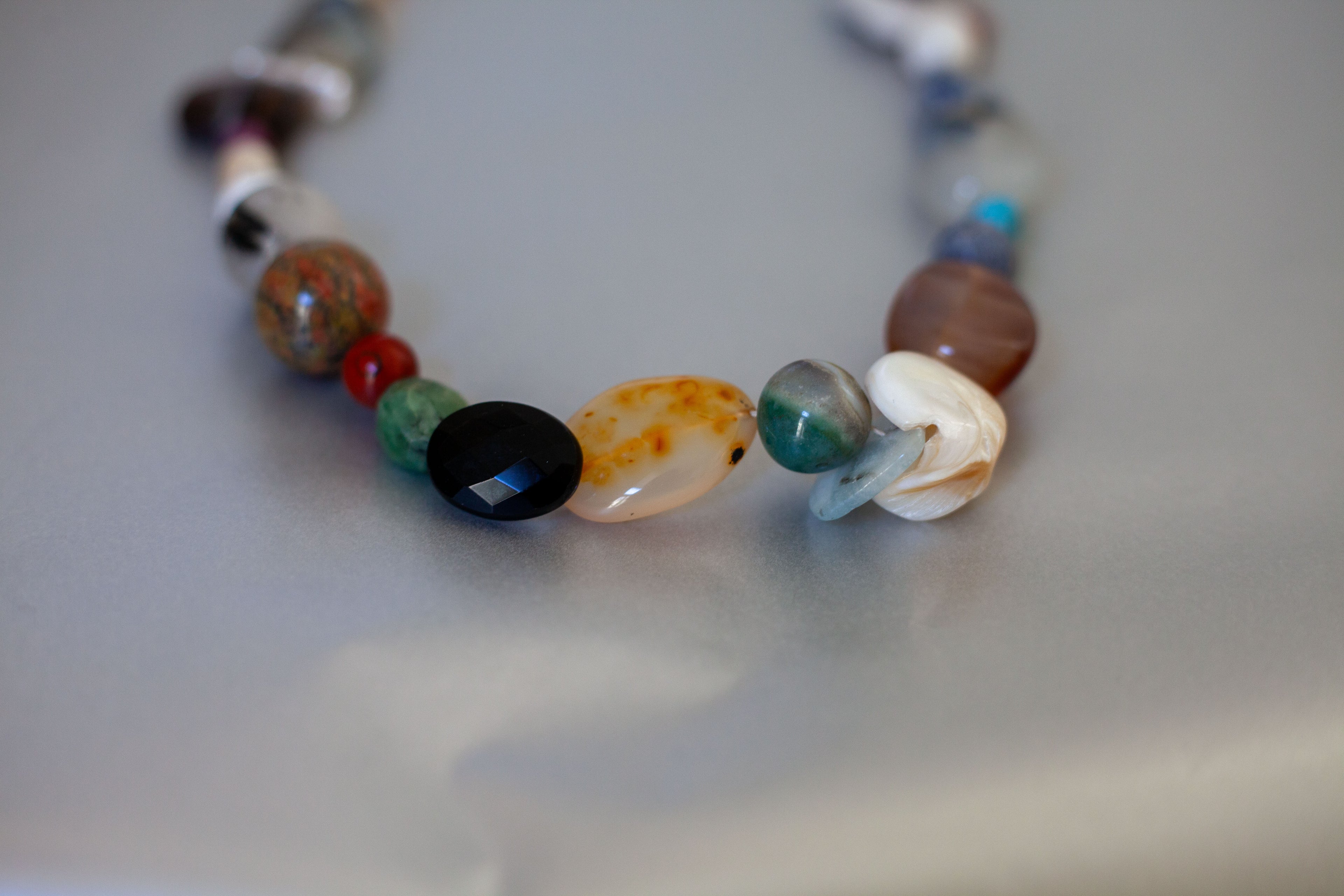 Collana varie pietre